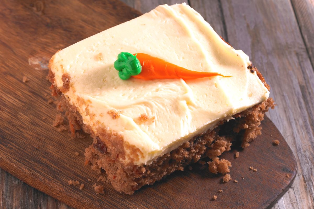 Carrot cake protein bars: |